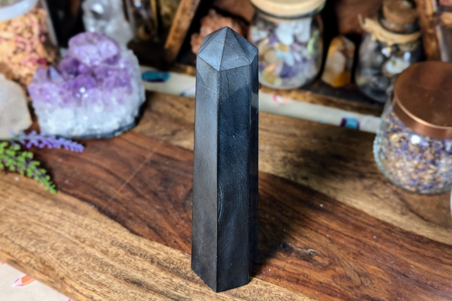 Black Onyx Point 6.75"