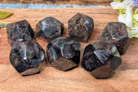 Garnet Polished Polyhedron